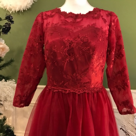 Sale 🎄Formal evening Red tulle with 3/4 sleeves Holiday dress - Picture 2 of 8